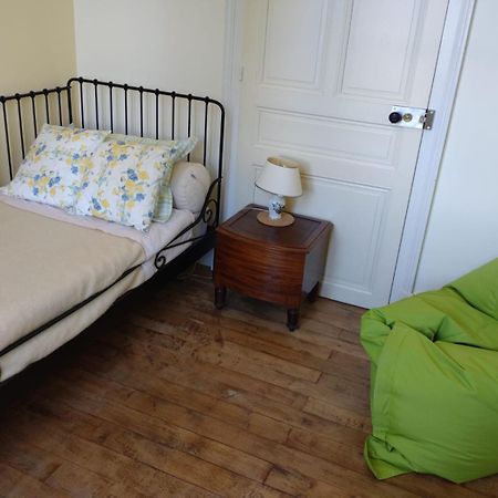 La Brasserie Chambre D'Hotes De Delphine Saulgé Esterno foto